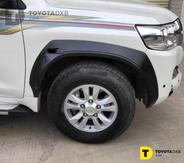 Toyota LAND CRUISER FJ200 2016- Wide Body Fender Extensions Set