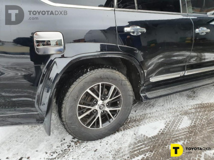 Toyota LAND CRUISER FJ200 2016- Wide Body Fender Extensions Set (3)